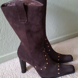 Kenneth Cole brown suede boots